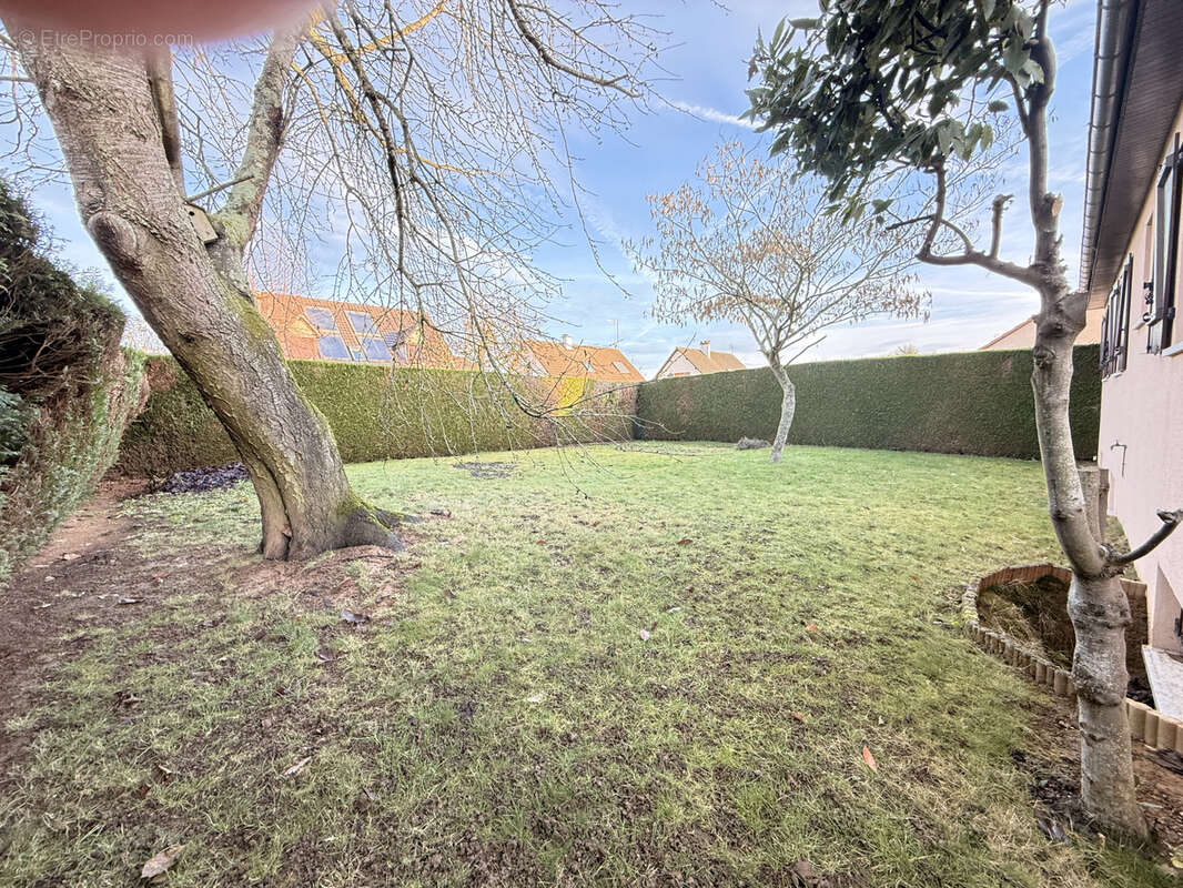 Maison à BARJOUVILLE