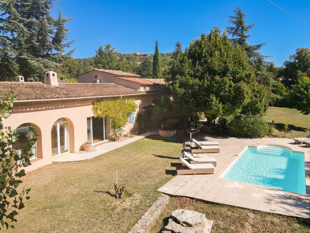 Maison à CALLIAN