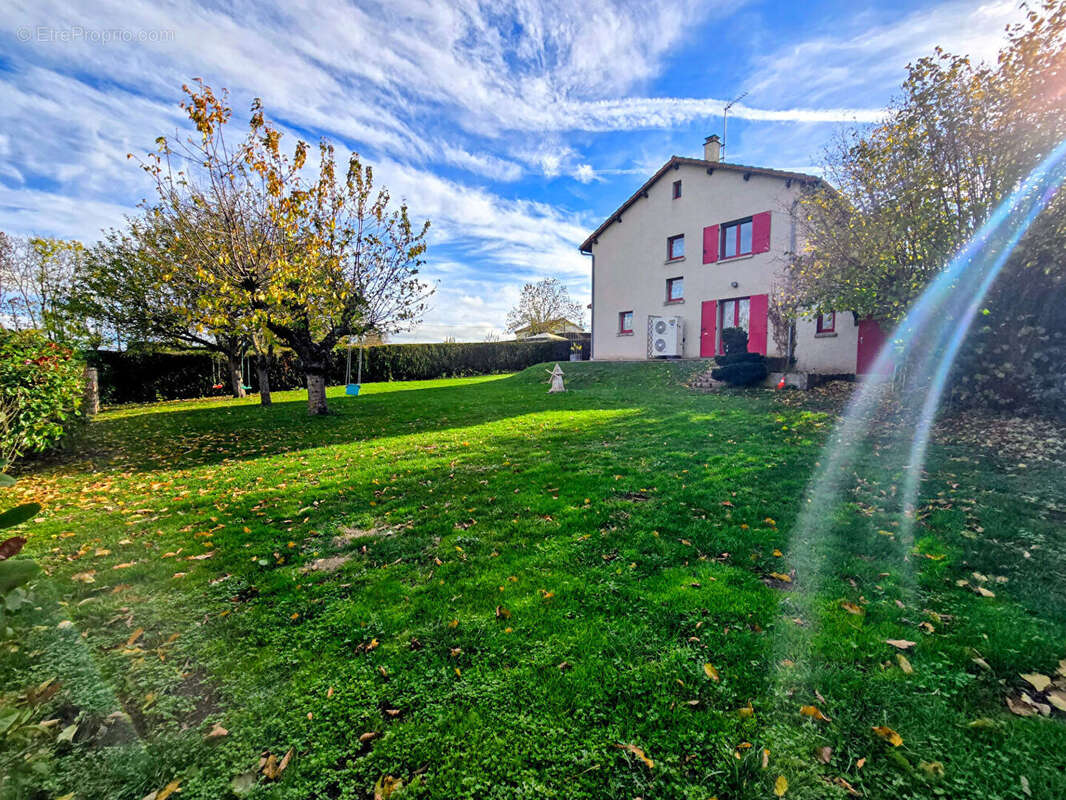 SANSSAC  Villa avec piscine - photo 3