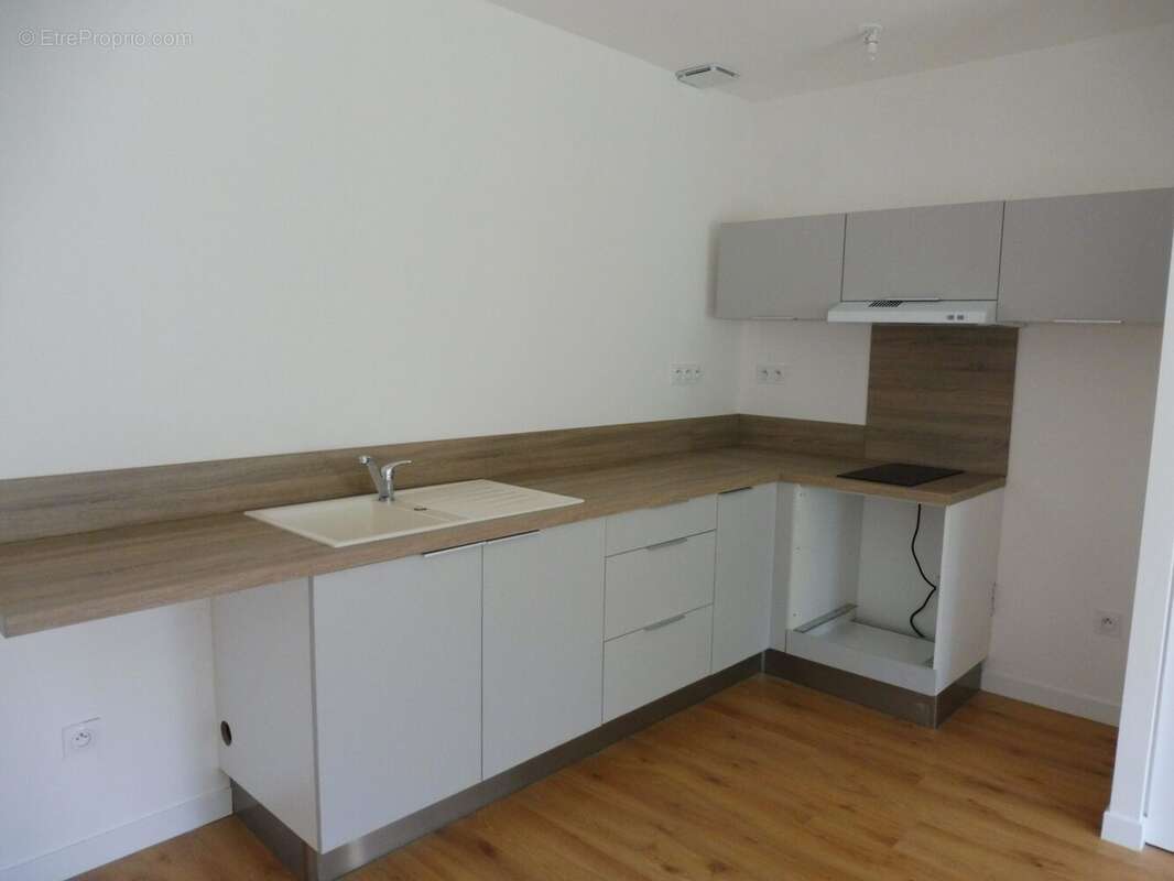 Appartement à CARBON-BLANC