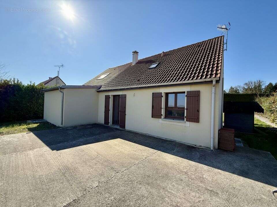 Maison moderne, grand terrain avec vue campagne à 5min de - photo 11
