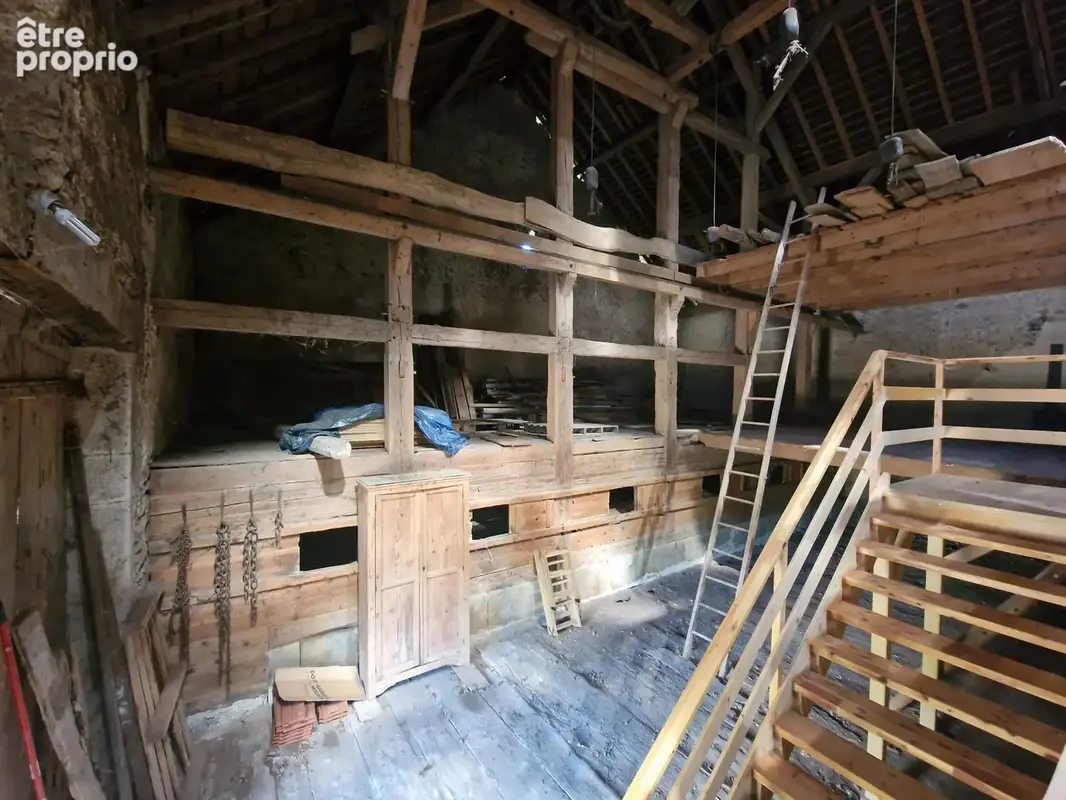 Maison en pierre 175 m2 avec annexes VALROMEY-SUR-SERAN - photo 17