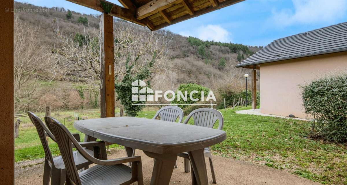 Maison à SAINT-GENIEZ-D'OLT