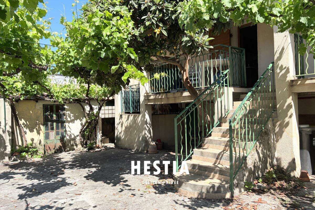 Maison à MARSEILLE-11E