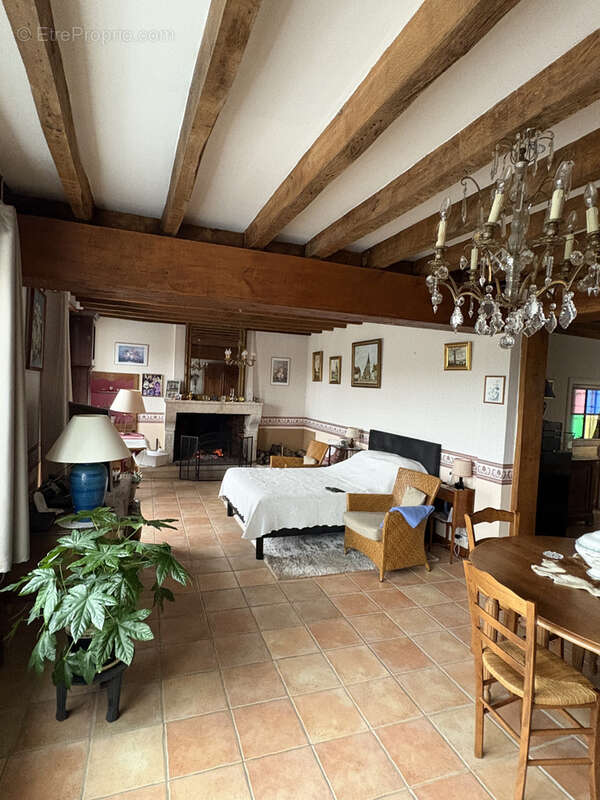 Maison à SAINT-GILLES