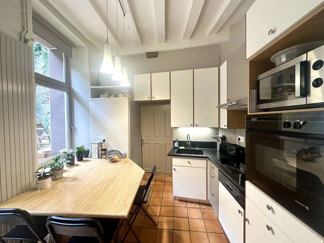 Maison de caractère - Vieux Laval - photo 5