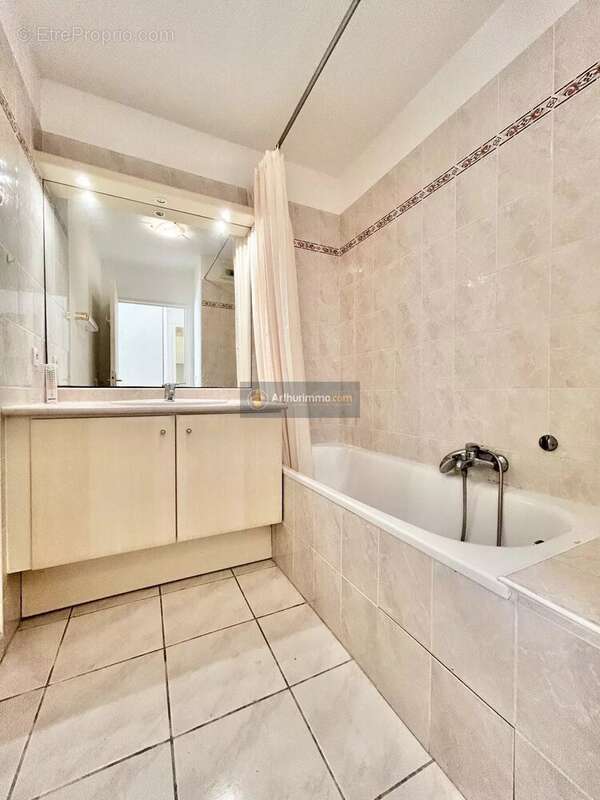 Appartement à FREJUS