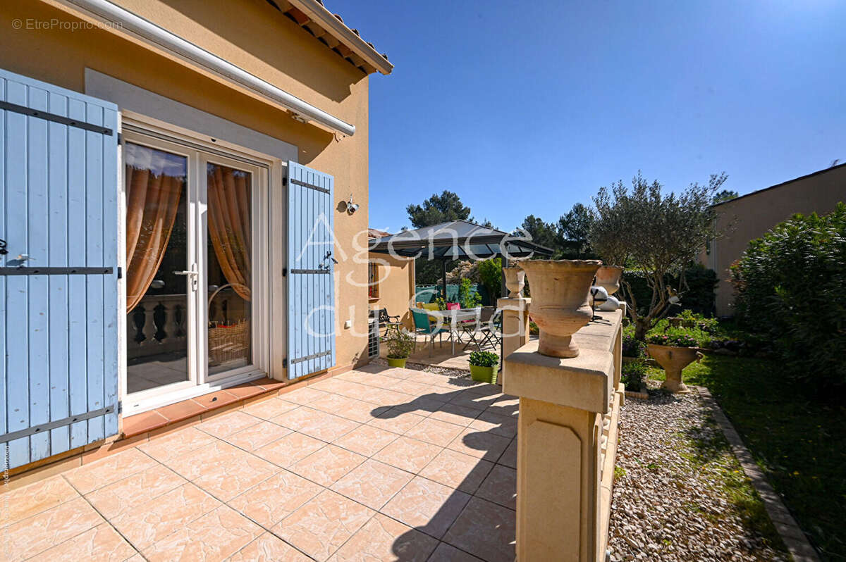 Maison à PEYPIN