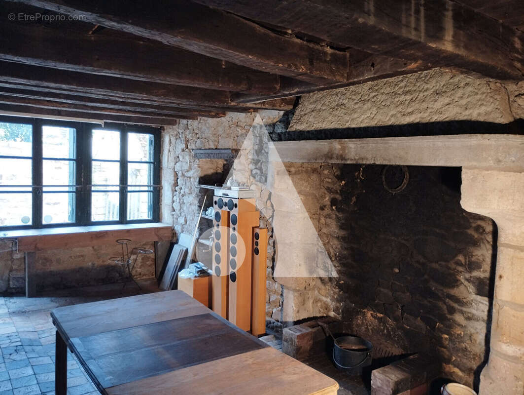 Maison à MONT-SAINT-VINCENT