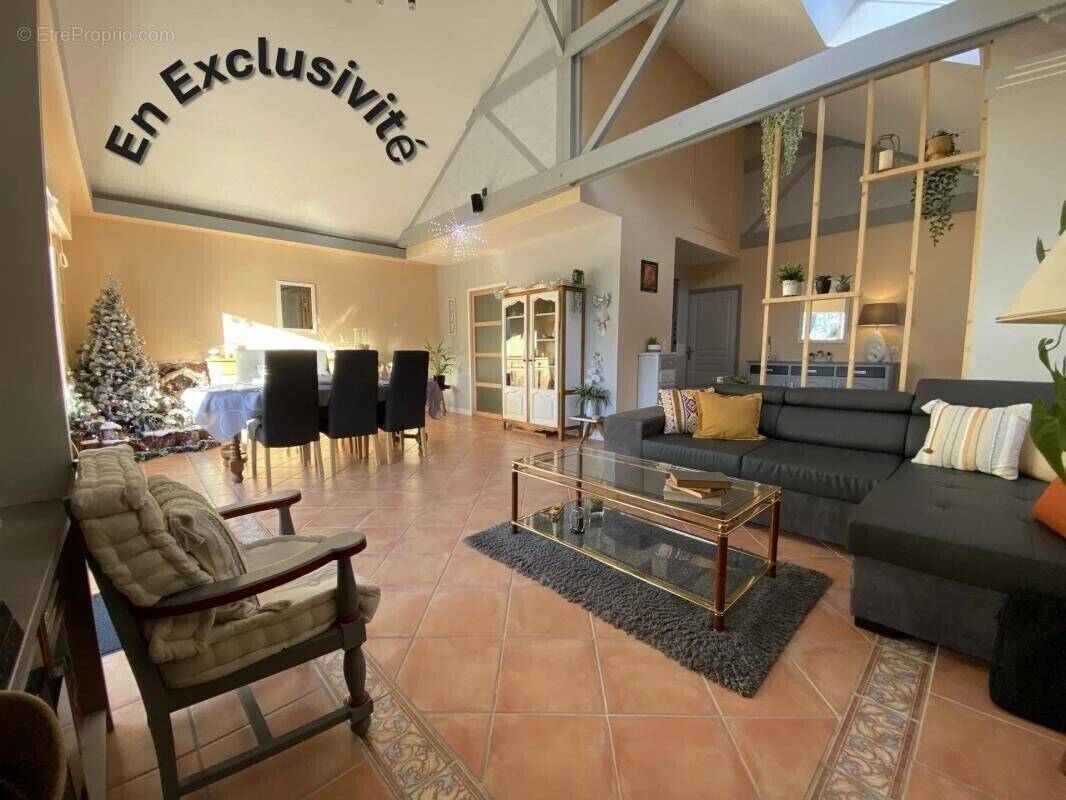 Maison à SAINT-NOLFF