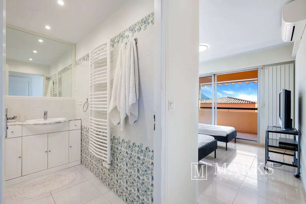 Appartement avec 2 chambres, terrasse et vue mer. - photo 18