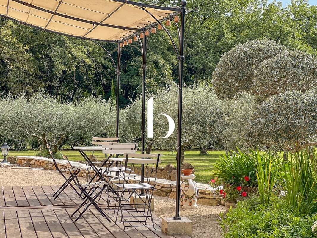 Maison à GOUDARGUES