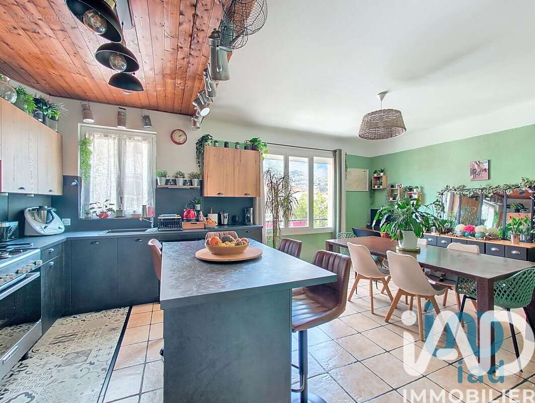 Maison 90 m² à Arles-Sur-Tech  - photo 2