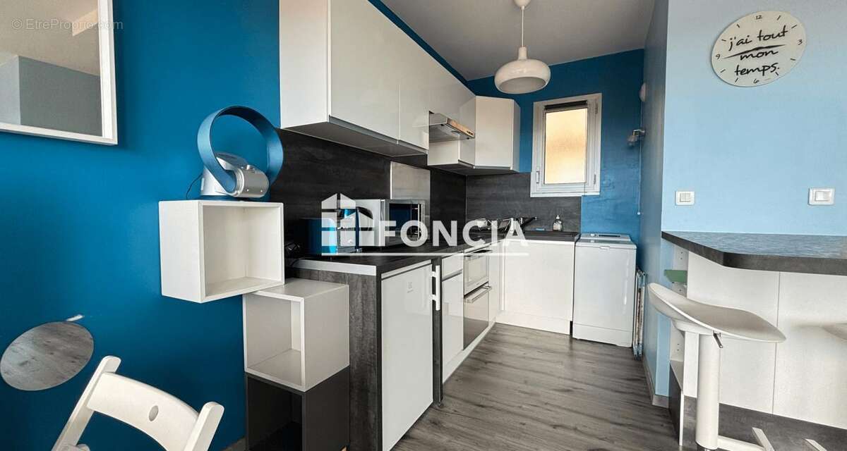 Appartement à MEYZIEU