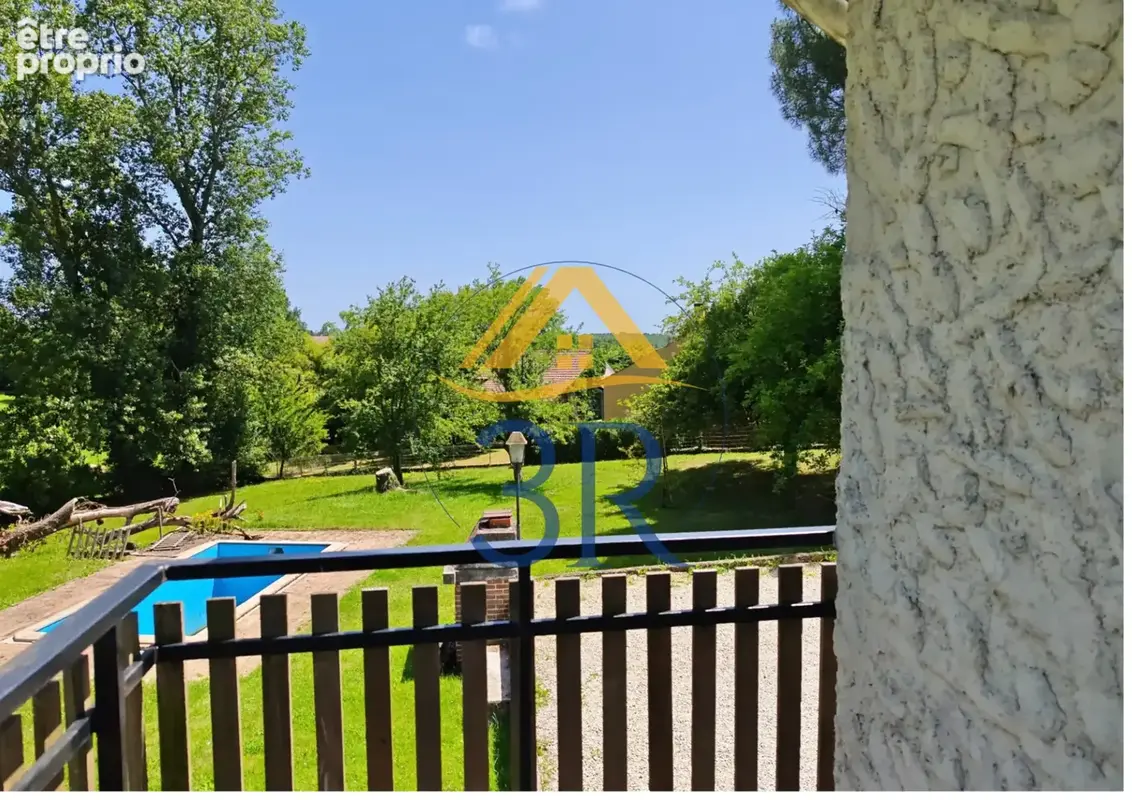 Maison 7 pièces 142 m² à vendre à L'abergement-Sainte-Colombe (71370) - photo 5