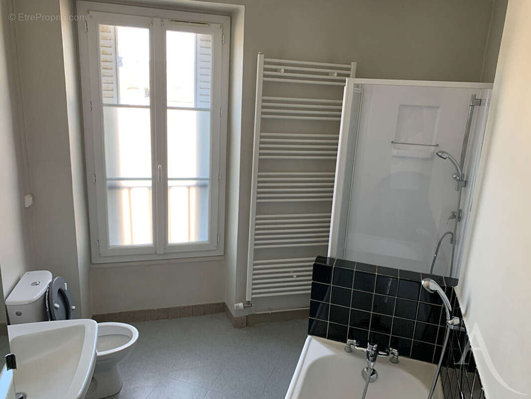 Maison à ARGENTON-SUR-CREUSE