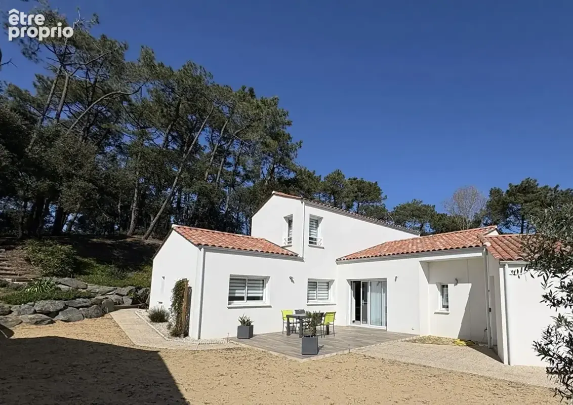 Photo Maison à La Tranche-Sur-Mer au prix de 585 000€