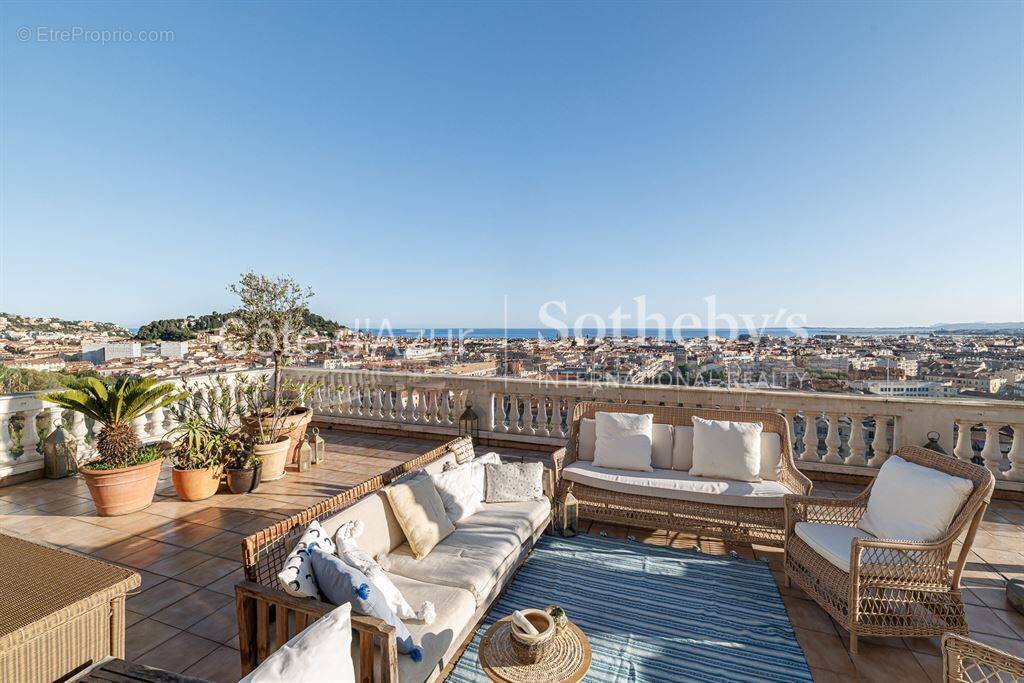 Appartement à NICE
