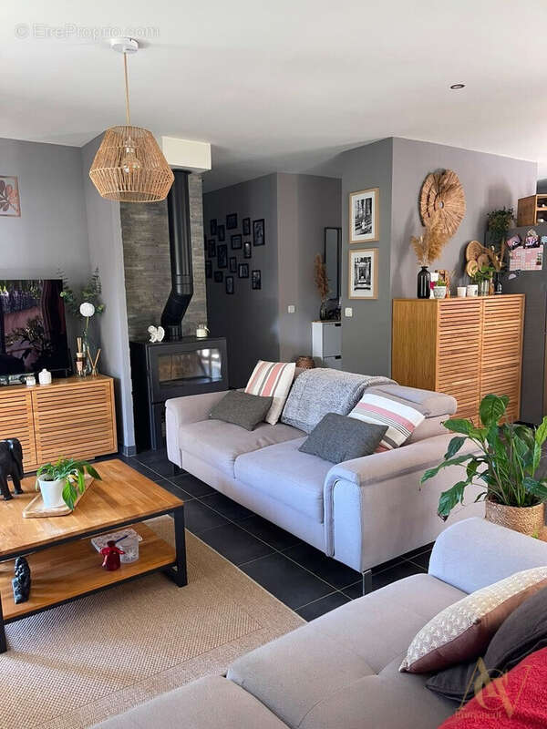 Maison 88 m² à Rocbaron  - photo 7