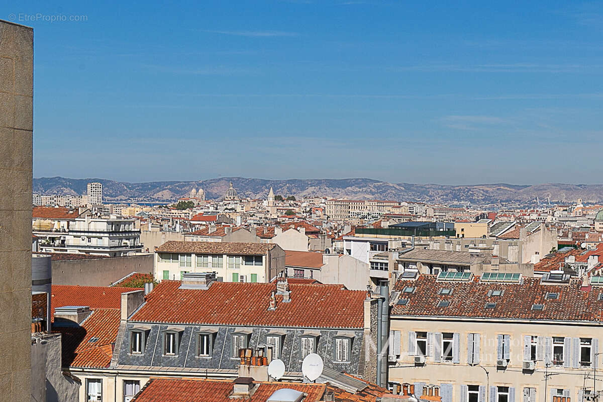 Appartement à MARSEILLE-6E