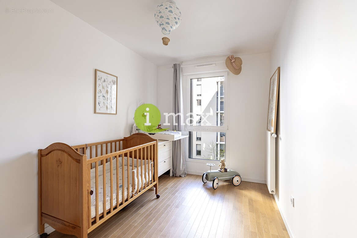 Appartement à CLICHY