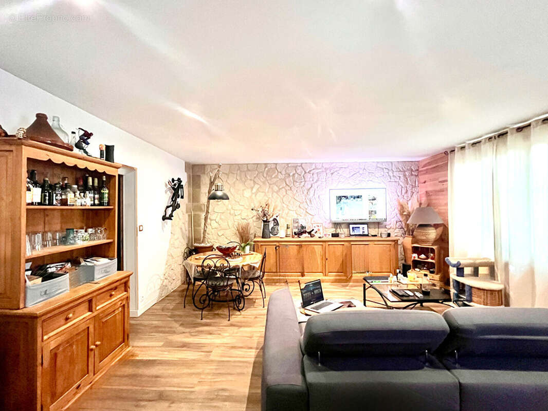 Appartement  T3 en rez de chaussée  avec stationnement - photo 2