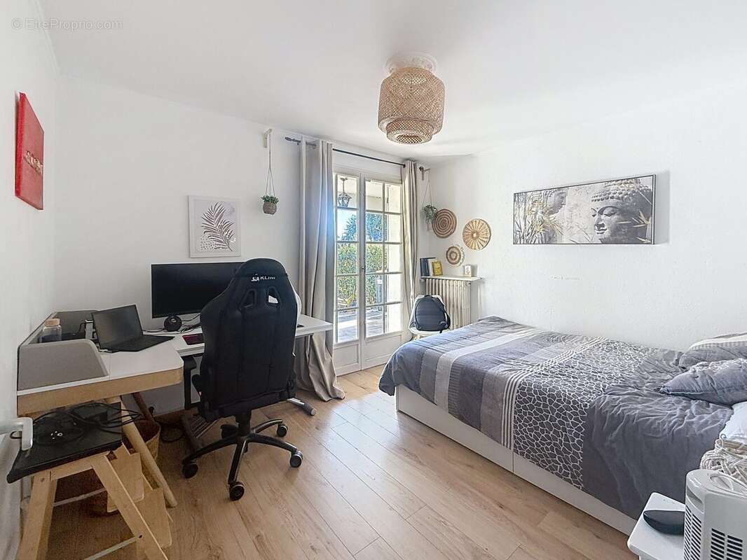 Maison à MONTLOUIS-SUR-LOIRE