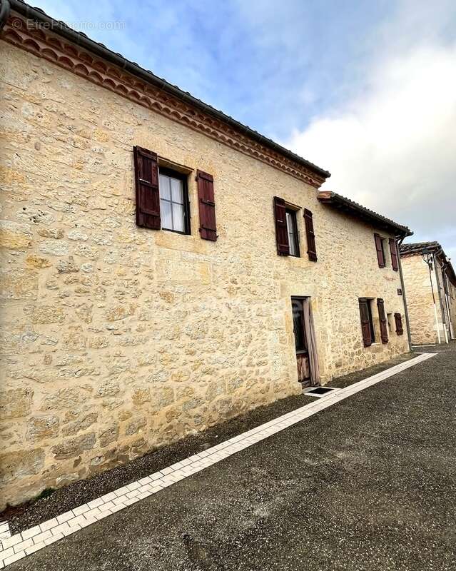 Maison à FLEURANCE