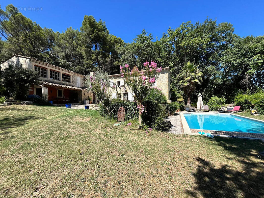 Maison à GRIGNAN