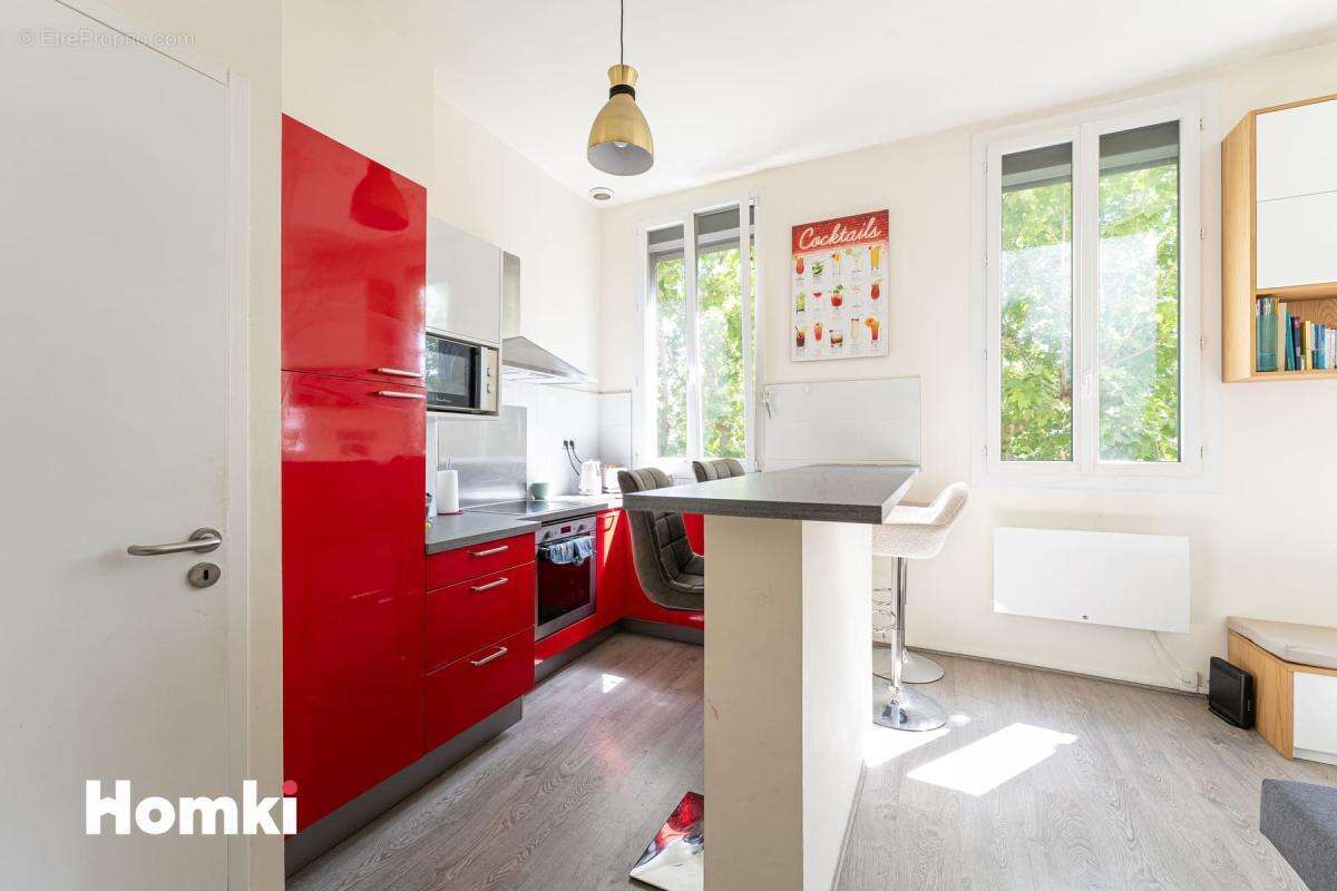 Appartement à MARSEILLE-5E