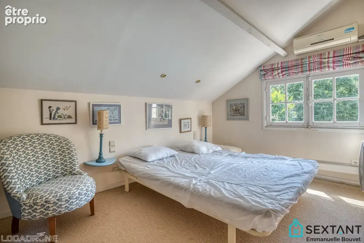 Grande longère du 19ème rénovée, 320 m², gîte et chambres d'hôtes, terrain de 1,5 ha, 5 min des commodités - photo 11