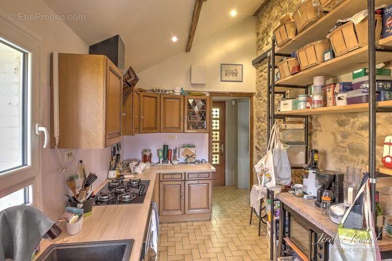 Maison à LE PALAIS-SUR-VIENNE