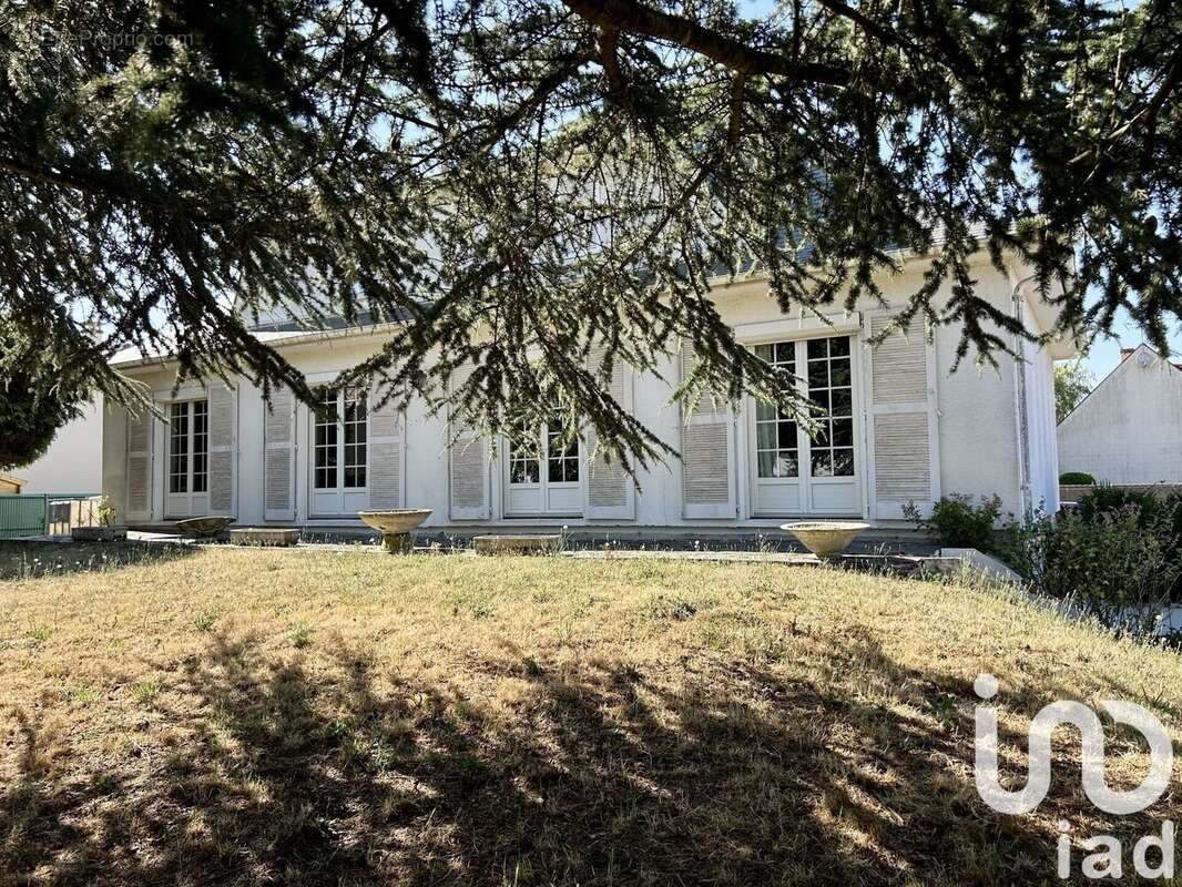 Photo 3 - Maison à ORMES