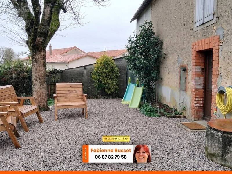 Maison à LE VIGEANT