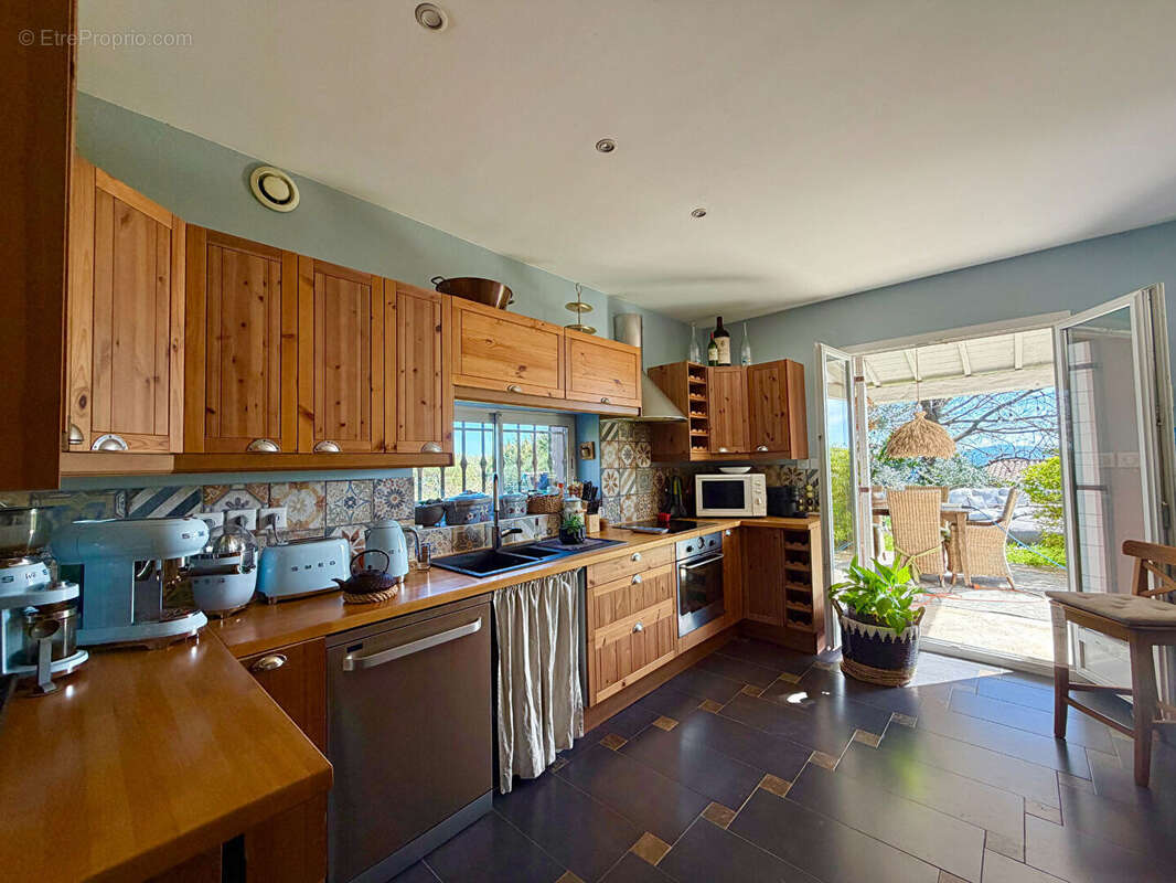 Maison à CALLIAN