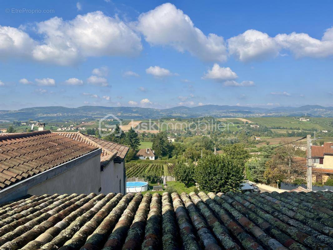 Appartement à POMMIERS