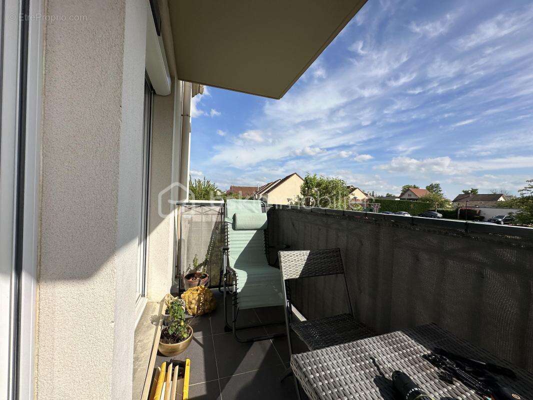 Appartement à FONTENAY-TRESIGNY