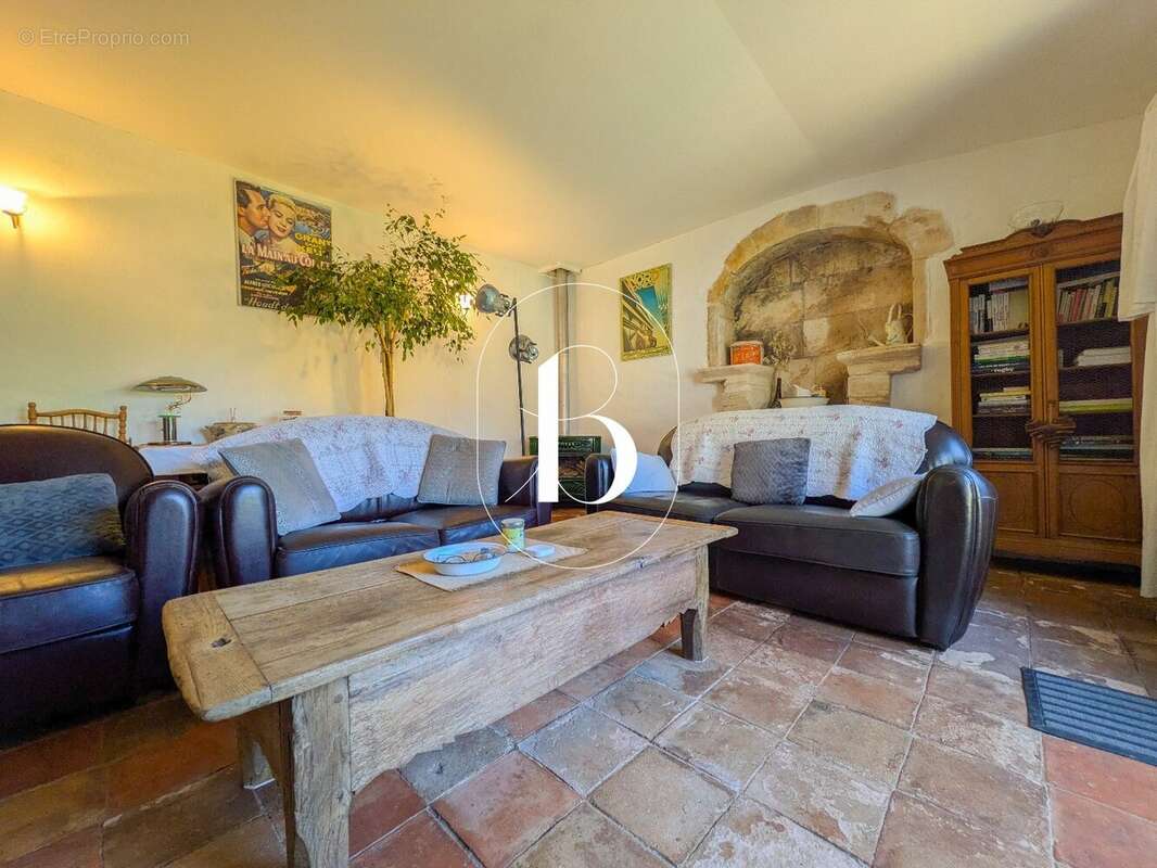 Maison à ORGNAC-L'AVEN