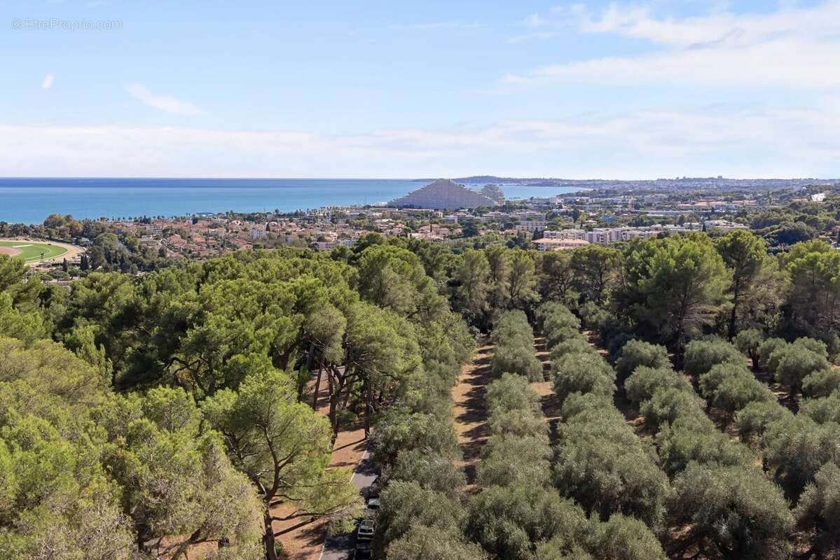 Appartement à CAGNES-SUR-MER