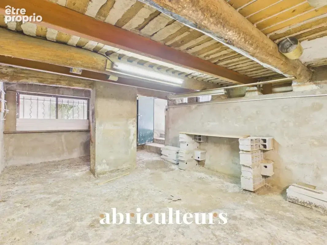 Maison de village avec jardin, garage, cave et grenier aménageable à Saint-Cannat - photo 16