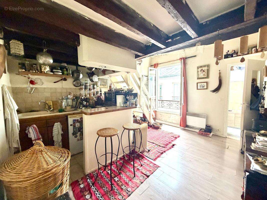 Appartement à PARIS-19E