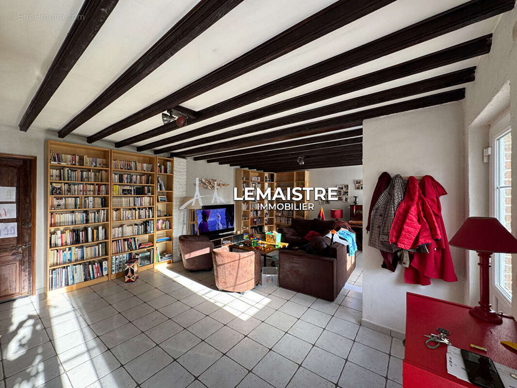 Maison à BEC-DE-MORTAGNE