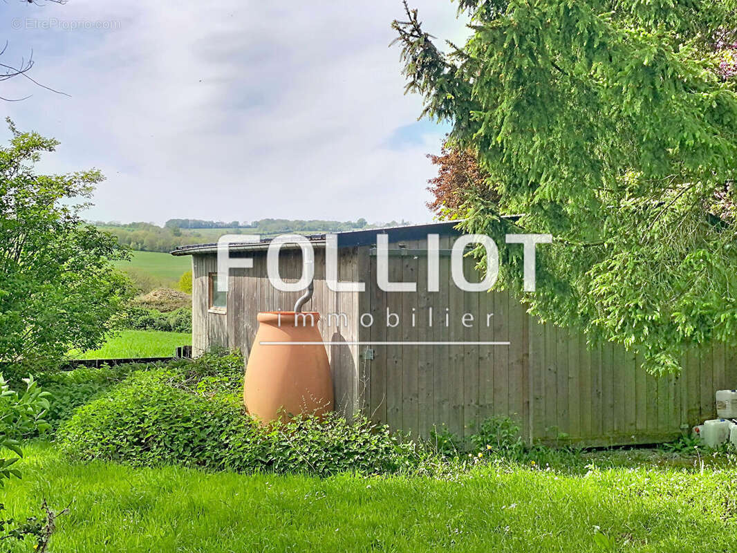 Maison à LES MOUTIERS-EN-CINGLAIS