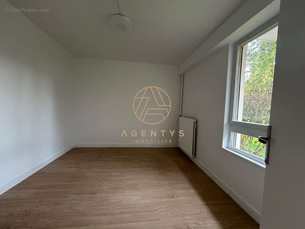 Appartement à NOGENT-SUR-MARNE