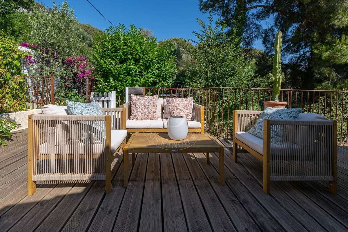 Maison à ROQUEBRUNE-CAP-MARTIN