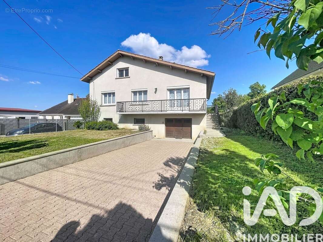 Photo 2 - Maison à COMMUNAY