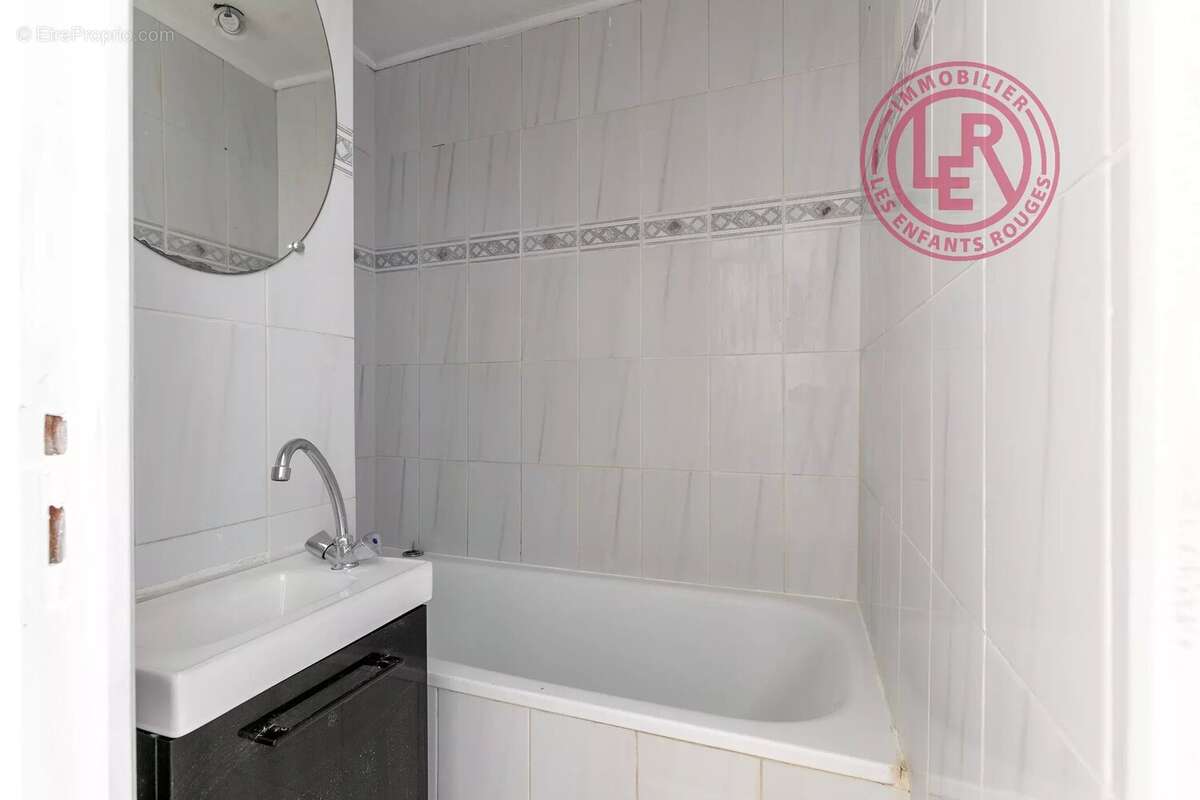 Appartement à PARIS-14E