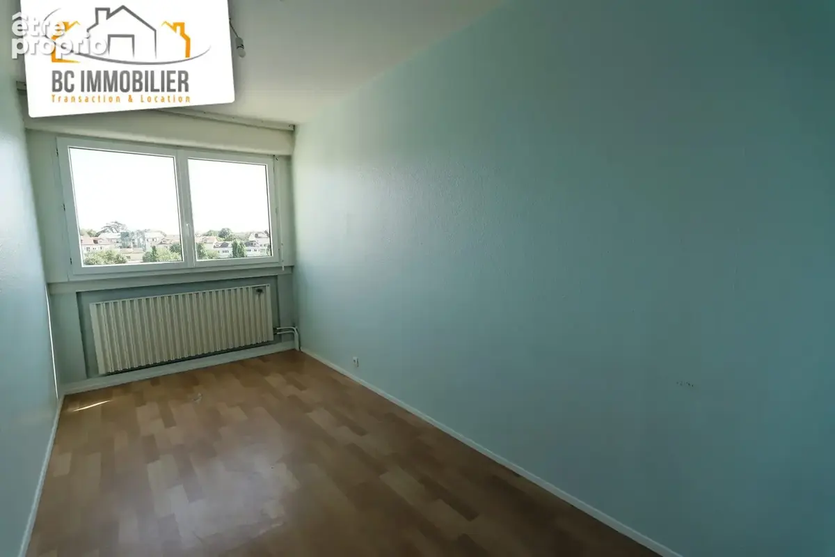 Appartement 4 pièces 93 m² à vendre à Ferney-Voltaire (01210) - photo 7
