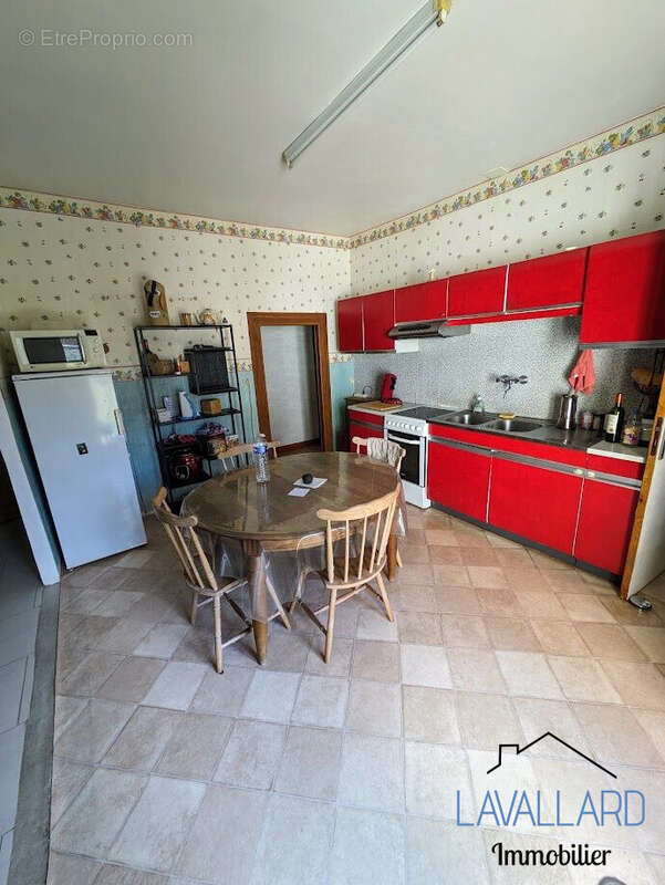 Maison 130 m² à Albert  - photo 4