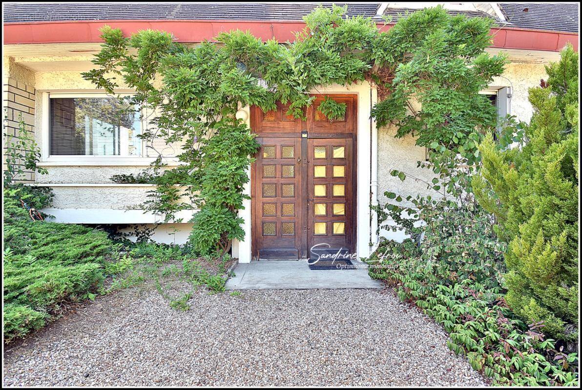 Maison à LA CHAUSSEE-D'IVRY